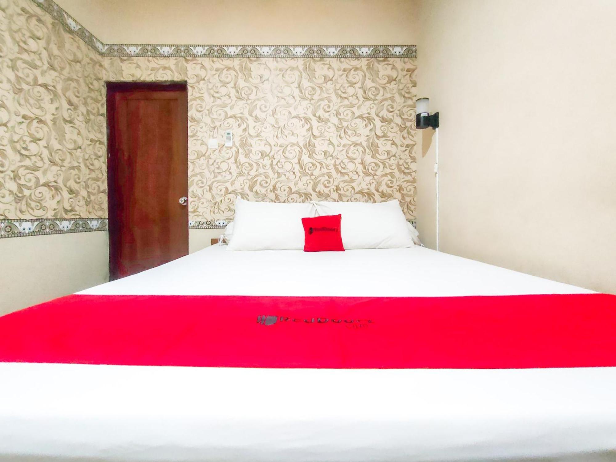 Reddoorz Syariah At Graha Adi Karya Kartasura Hotel Kartosuro ภายนอก รูปภาพ