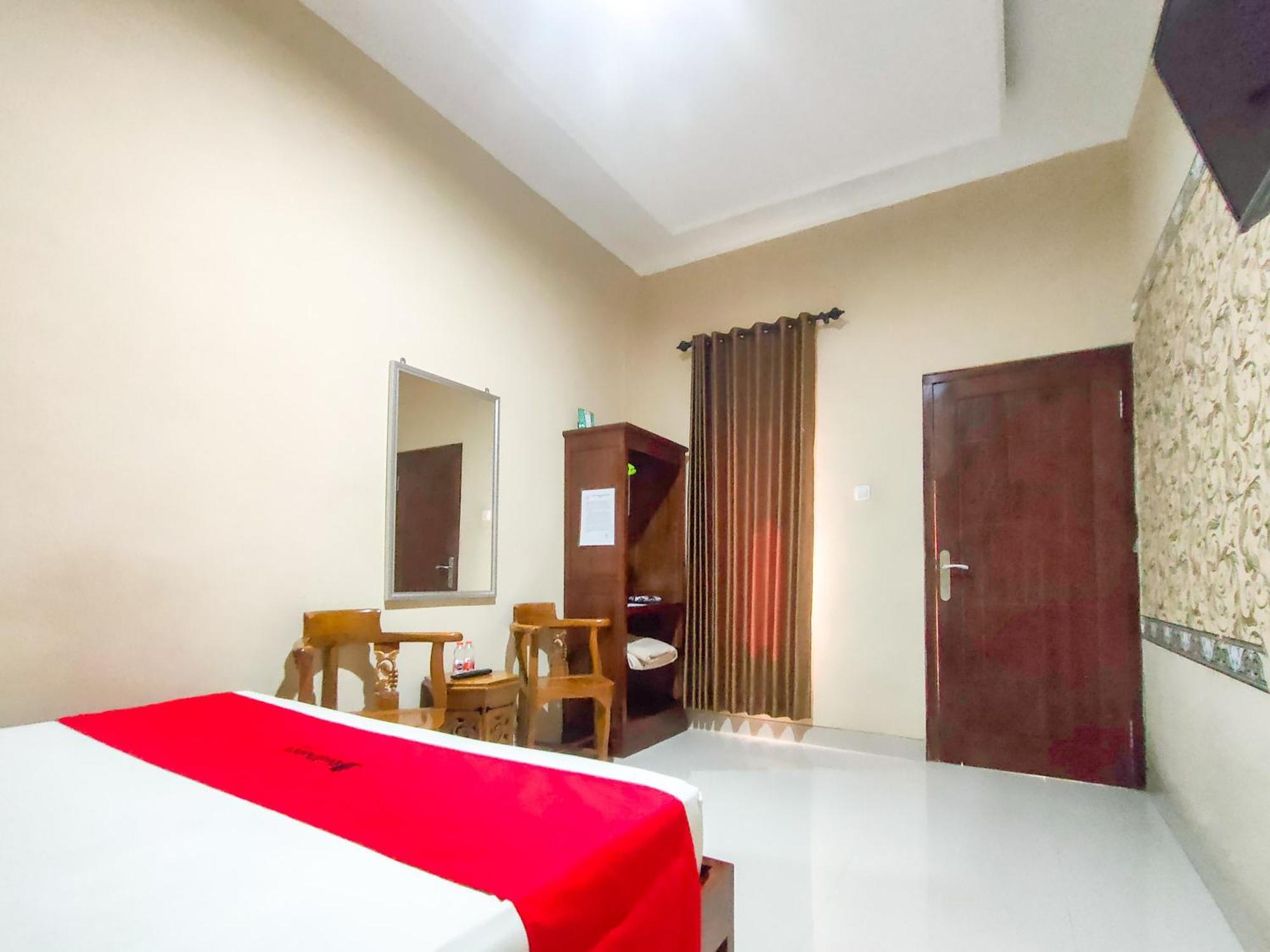 Reddoorz Syariah At Graha Adi Karya Kartasura Hotel Kartosuro ภายนอก รูปภาพ