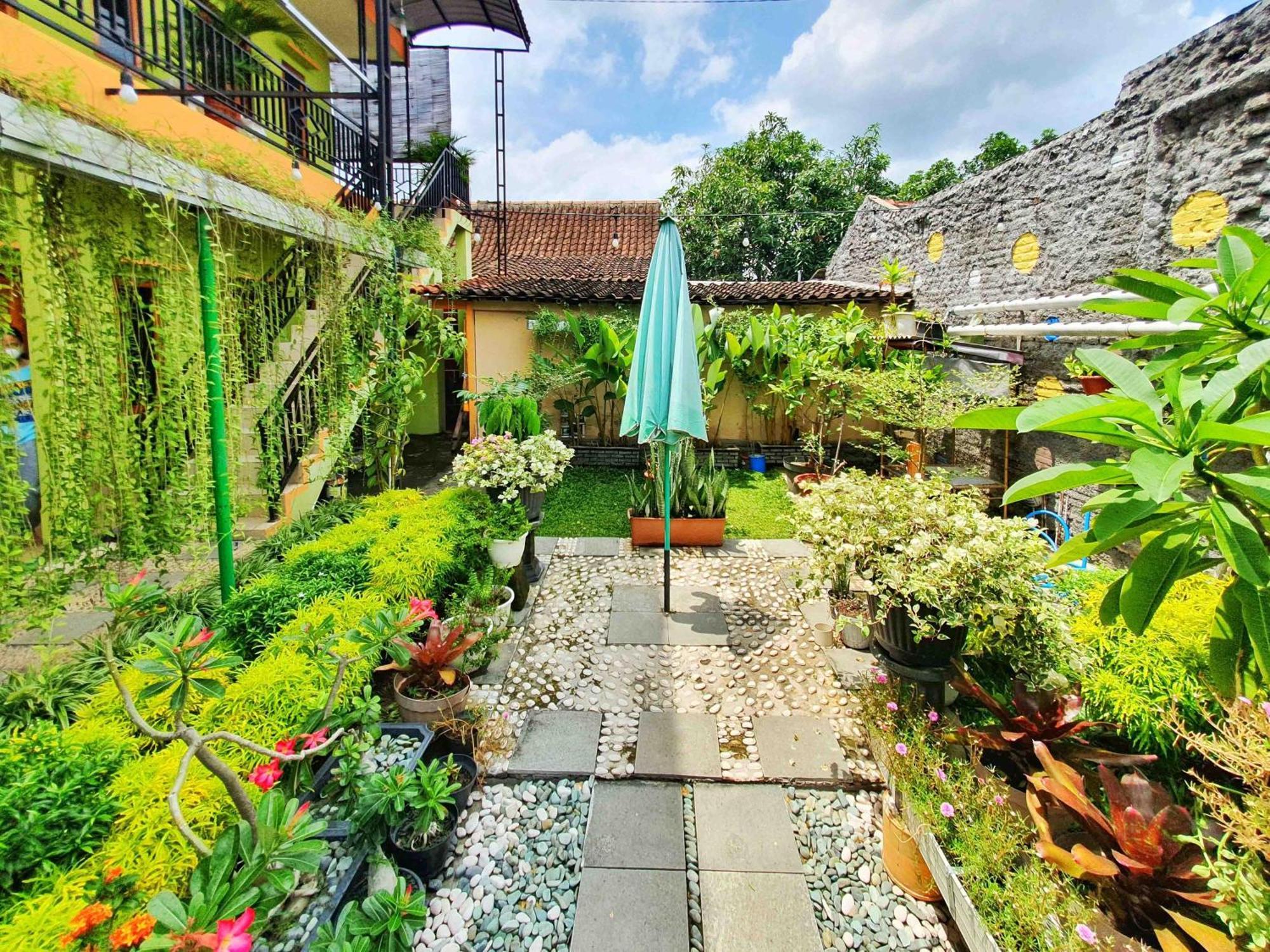 Reddoorz Syariah At Graha Adi Karya Kartasura Hotel Kartosuro ภายนอก รูปภาพ