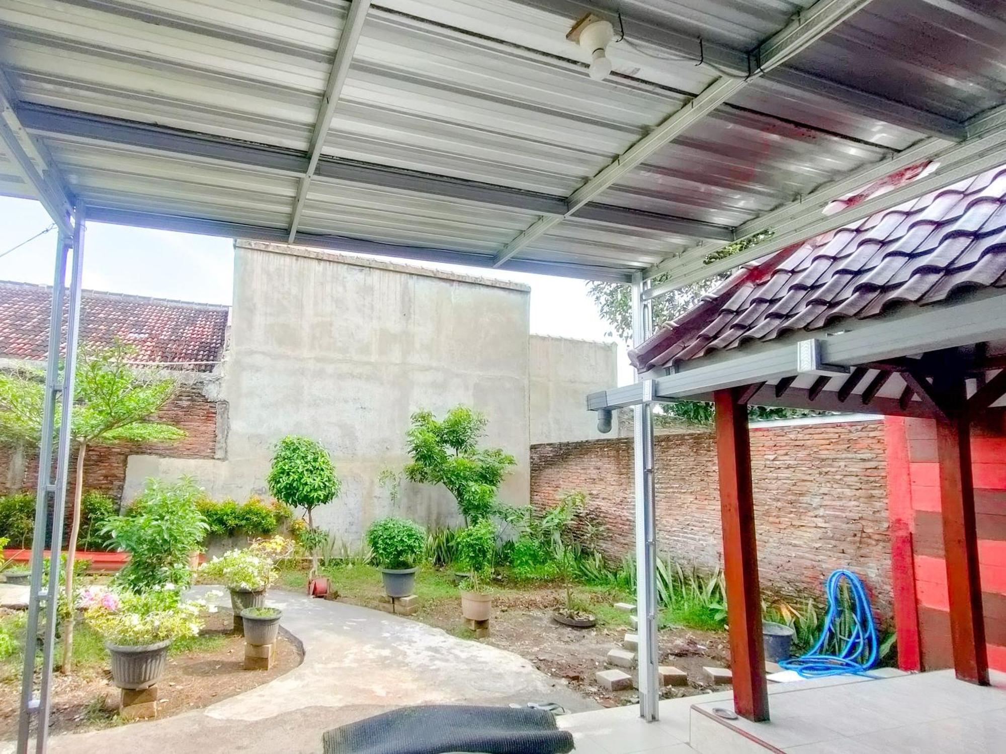 Reddoorz Syariah At Graha Adi Karya Kartasura Hotel Kartosuro ภายนอก รูปภาพ